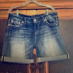 Miss Me Women’s Easy Blue Jean Shorts Size 32